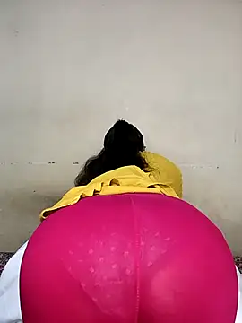 Snapshot of Hot_Bhabi08 chatting on September 26, 2025, 5:25 am Hot Bhabi08 online show from September 26, 2025, 5:25 am