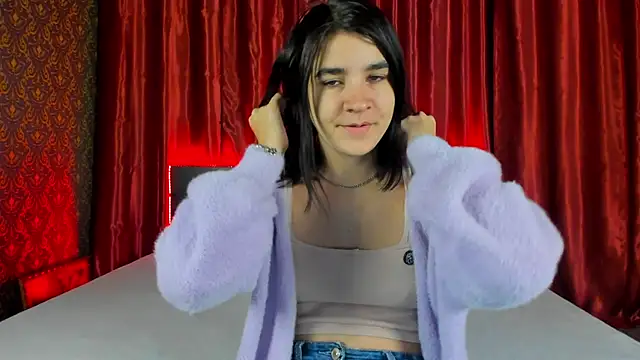  Polly Love  online show from September 29, 2025, 6:09 am