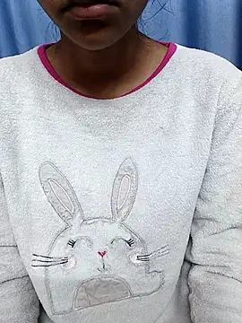 Aradhna cute online show from March 2, 2025, 1:37 am