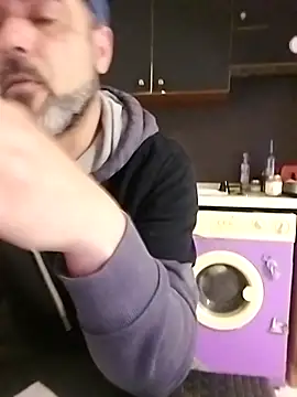 Snapshot of affascino chatting on February 11, 2026, 11:32 am affascino online show from February 11, 2026, 11:32 am