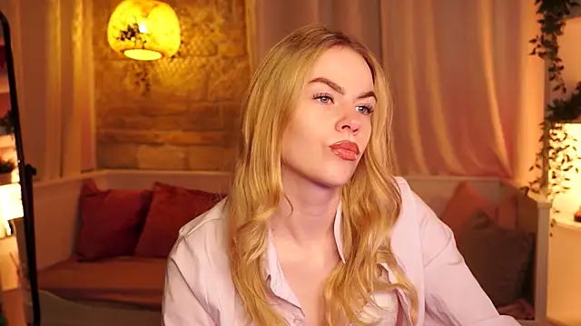 sn0w barbie online show from October 2, 2025, 8:40 am