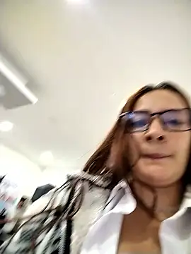 SAMANTHA-16  online show from January 13, 2026, 12:09 pm