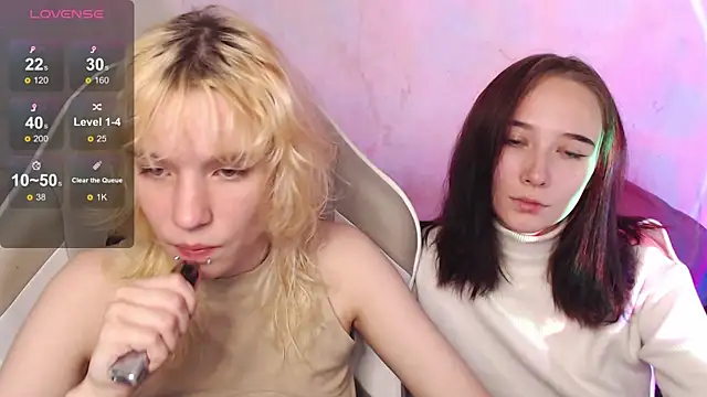 Snapshot of Robin_yourss chatting on September 22, 2025, 9:37 am Robin yourss online show from September 22, 2025, 9:37 am