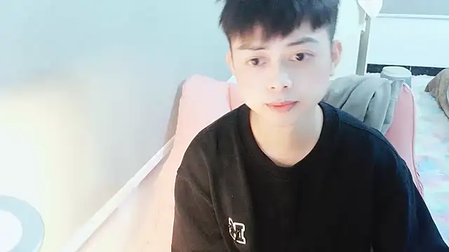 Snapshot of FFFFZ189 chatting on March 6, 2025, 1:35 pm FFFFZ189 online show from March 6, 2025, 1:35 pm