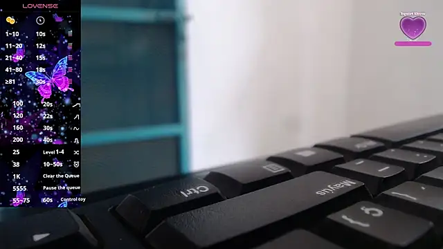 Snapshot of Gabycutee chatting on October 10, 2025, 8:20 pm Gabycutee online show from October 10, 2025, 8:20 pm