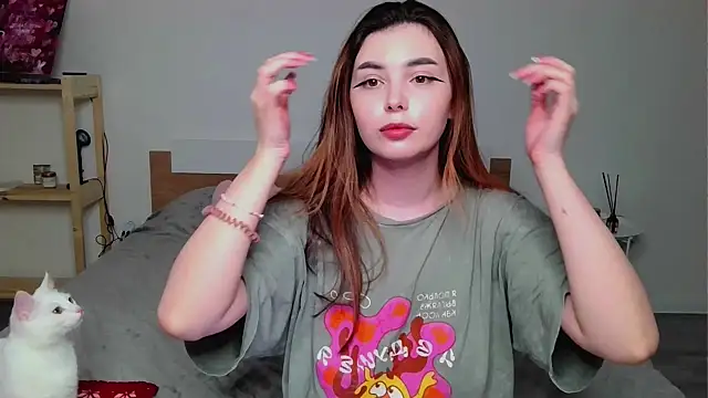 peaachybabe   online show from March 13, 2025, 8:22 pm