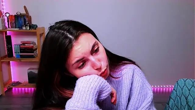 peaachybabe   online show from September 24, 2025, 9:32 pm