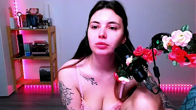 peaachybabe   online show from October 11, 2025, 5:58 pm