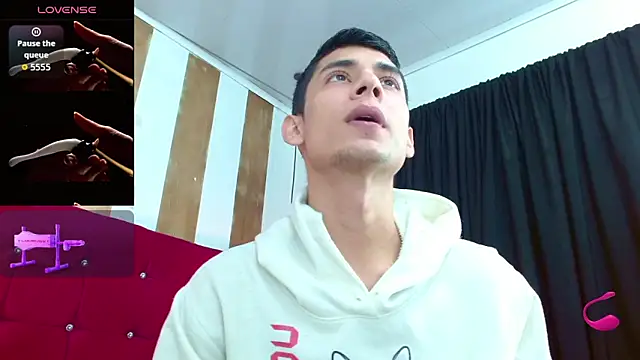 Oliver king sex online show from October 23, 2025, 3:43 pm