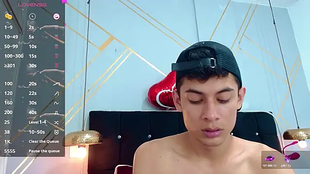 Oliver king sex online show from March 4, 2025, 11:32 pm