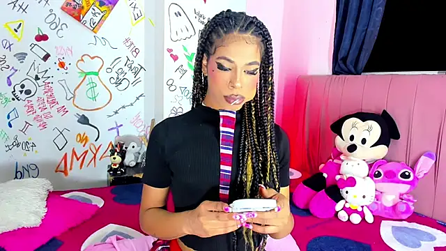 Snapshot of bloom444 chatting on February 24, 2026, 4:02 am bloom444 online show from February 24, 2026, 4:02 am