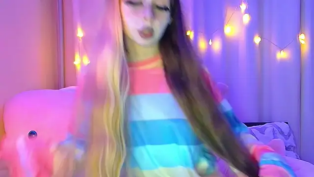 suemeow online show from November 12, 2025, 7:29 pm