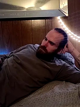 Snapshot of RobStrokes215 chatting on February 13, 2025, 3:29 am RobStrokes215 online show from February 13, 2025, 3:29 am