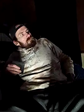 Snapshot of RobStrokes215 chatting on December 21, 2025, 9:59 pm RobStrokes215 online show from December 21, 2025, 9:59 pm