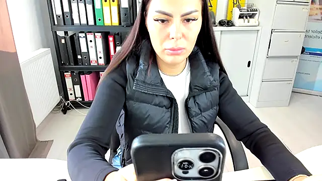 Snapshot of kilenyapatrice chatting on September 30, 2025, 11:16 am kilenyapatrice online show from September 30, 2025, 11:16 am