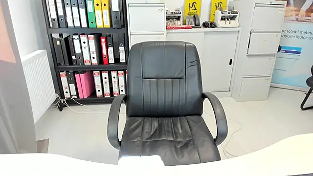 Snapshot of kilenyapatrice chatting on September 23, 2025, 10:33 am kilenyapatrice online show from September 23, 2025, 10:33 am