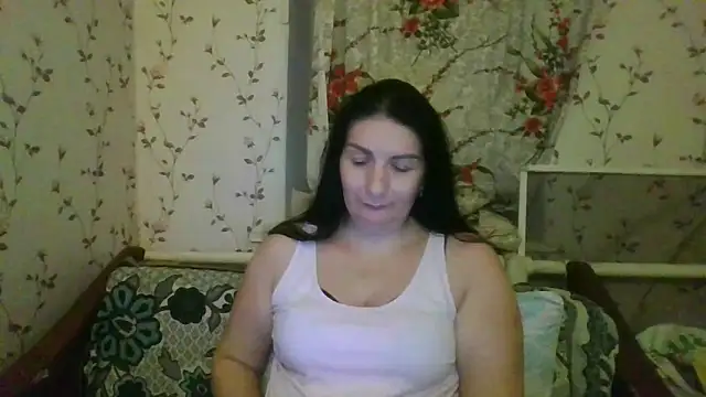 Snapshot of Zefirka_Axe chatting on October 28, 2025, 9:03 pm Zefirka Axe online show from October 28, 2025, 9:03 pm