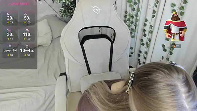 Snapshot of mell_milles chatting on October 26, 2025, 5:13 pm mell milles online show from October 26, 2025, 5:13 pm