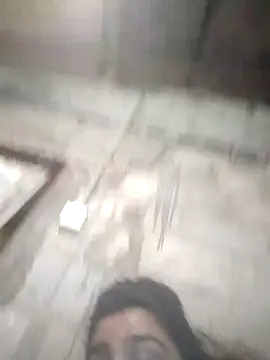 Snapshot of Aranyagril chatting on September 9, 2025, 10:03 am Aranyagril online show from September 9, 2025, 10:03 am