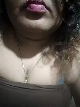 Snapshot of Aranyagril chatting on October 24, 2025, 11:31 am Aranyagril online show from October 24, 2025, 11:31 am