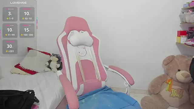 im angels77 online show from October 9, 2025, 1:17 am