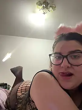 kitty pl online show from December 5, 2024, 9:11 pm