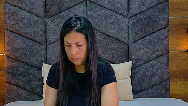 JaylaScott   online show from February 1, 2026, 11:41 am