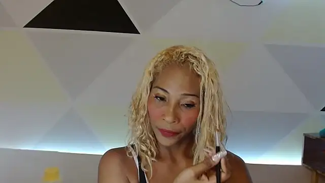 Snapshot of NatashaDormat chatting on September 24, 2025, 2:01 pm NatashaDormat online show from September 24, 2025, 2:01 pm