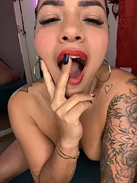 EmmaHot online show from July 16, 2026, 11:18 am