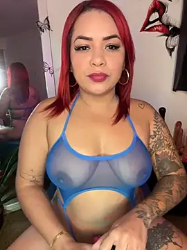 Snapshot of EmmaHot chatting on October 20, 2025, 11:44 am EmmaHot online show from October 20, 2025, 11:44 am