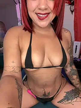 EmmaHot online show from June 3, 2026, 9:30 pm