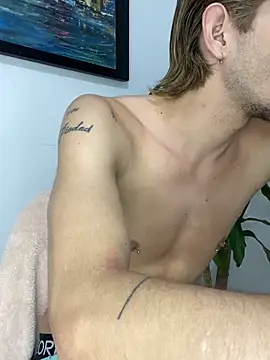 Deim  online show from February 8, 2026, 3:04 am