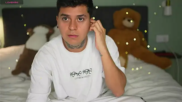 crazyrabbits online show from February 10, 2025, 3:53 pm