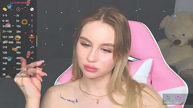 Snapshot of doll_barbieee chatting on April 30, 2026, 8:57 pm doll barbieee online show from April 30, 2026, 8:57 pm