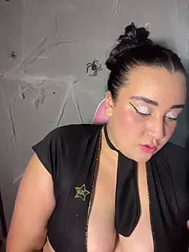 alexxaa96 online show from October 24, 2025, 3:27 am