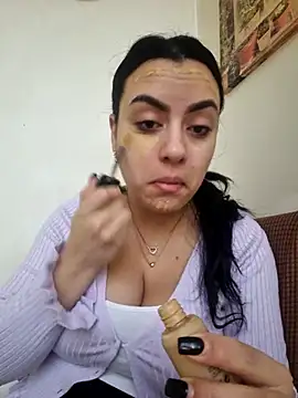 ElyzaIbarra online show from February 26, 2025, 5:13 am