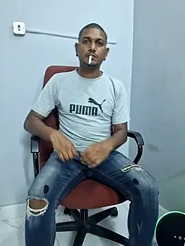 Snapshot of dmancams1874 chatting on October 30, 2025, 9:18 am dmancams1874 online show from October 30, 2025, 9:18 am