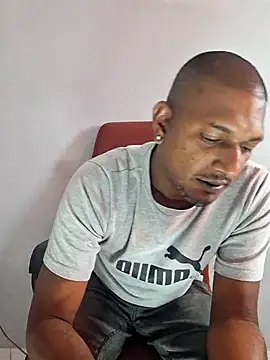 Snapshot of dmancams1874 chatting on October 16, 2025, 8:33 am dmancams1874 online show from October 16, 2025, 8:33 am