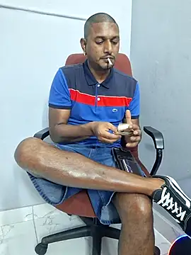 Snapshot of dmancams1874 chatting on October 31, 2025, 11:51 am dmancams1874 online show from October 31, 2025, 11:51 am