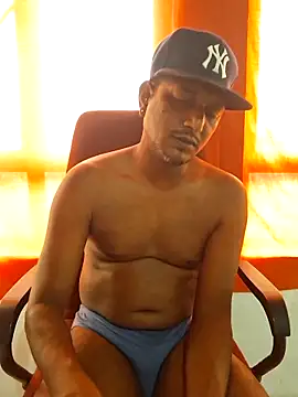 Snapshot of dmancams1874 chatting on October 10, 2025, 3:35 pm dmancams1874 online show from October 10, 2025, 3:35 pm