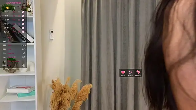 OraBurby online show from September 13, 2025, 3:12 pm