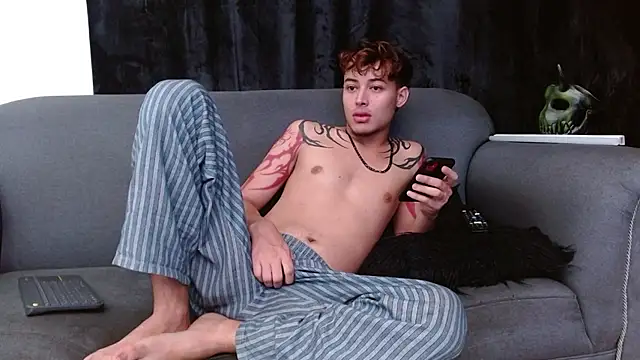 Snapshot of abysss_angel chatting on February 12, 2025, 4:00 pm abysss angel online show from February 12, 2025, 4:00 pm