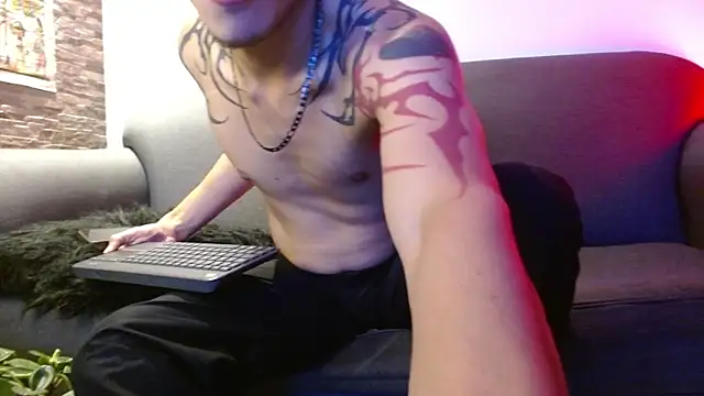 Snapshot of abysss_angel chatting on March 8, 2025, 1:39 am abysss angel online show from March 8, 2025, 1:39 am