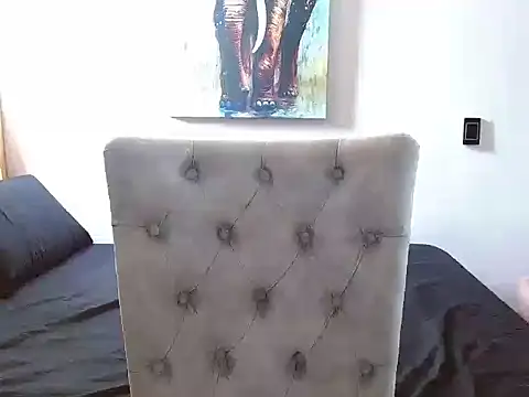 Velk hot online show from March 25, 2026, 2:38 pm