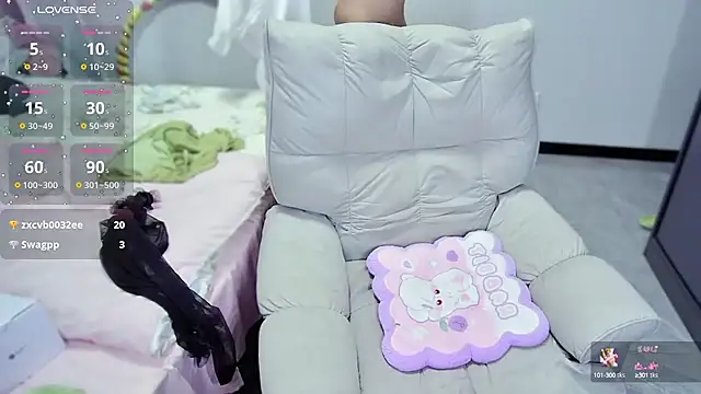 Snapshot of Feifei-cn chatting on March 17, 2025, 12:35 pm Feifei-cn online show from March 17, 2025, 12:35 pm