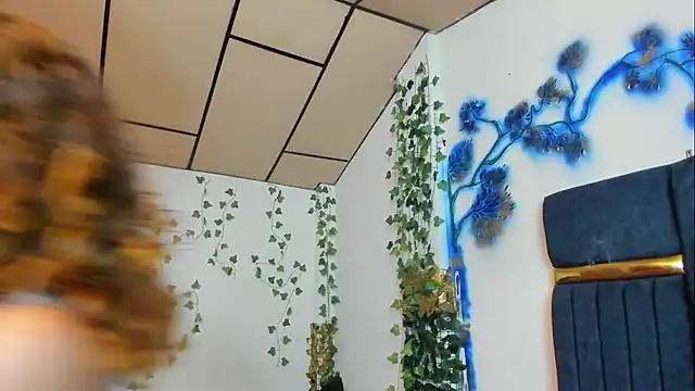 Snapshot of fulfill_fantasies1 chatting on February 26, 2026, 12:27 pm fulfill fantasies1 online show from February 26, 2026, 12:27 pm