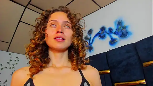 Snapshot of fulfill_fantasies1 chatting on February 14, 2026, 1:44 pm fulfill fantasies1 online show from February 14, 2026, 1:44 pm