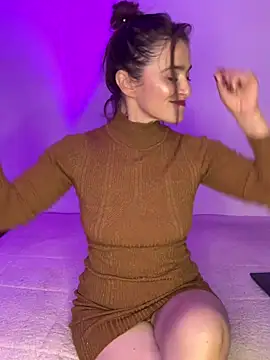 Liloo8923 online show from February 19, 2026, 4:42 am