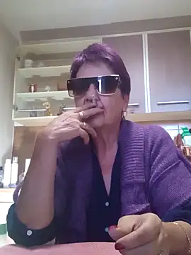 Snapshot of Ely_Elenita chatting on September 20, 2025, 7:02 am Ely Elenita online show from September 20, 2025, 7:02 am