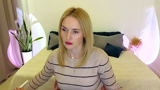 AlisssaRose online show from January 16, 2026, 4:33 pm